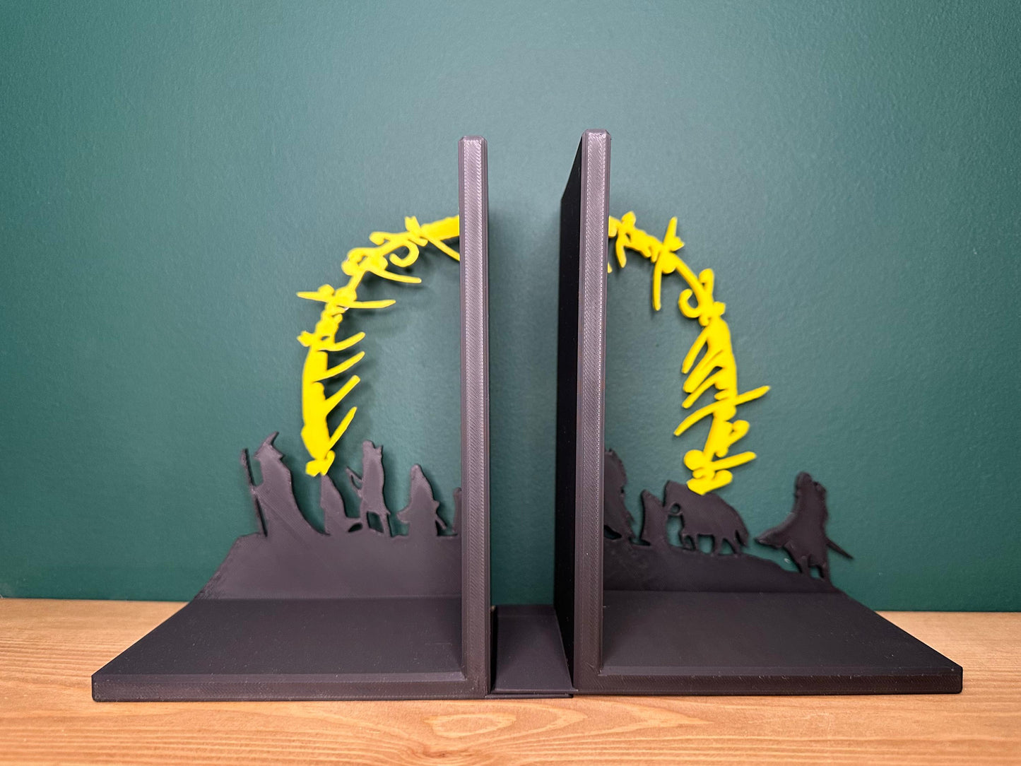 The lord of the Ring Fellowship Bookends
