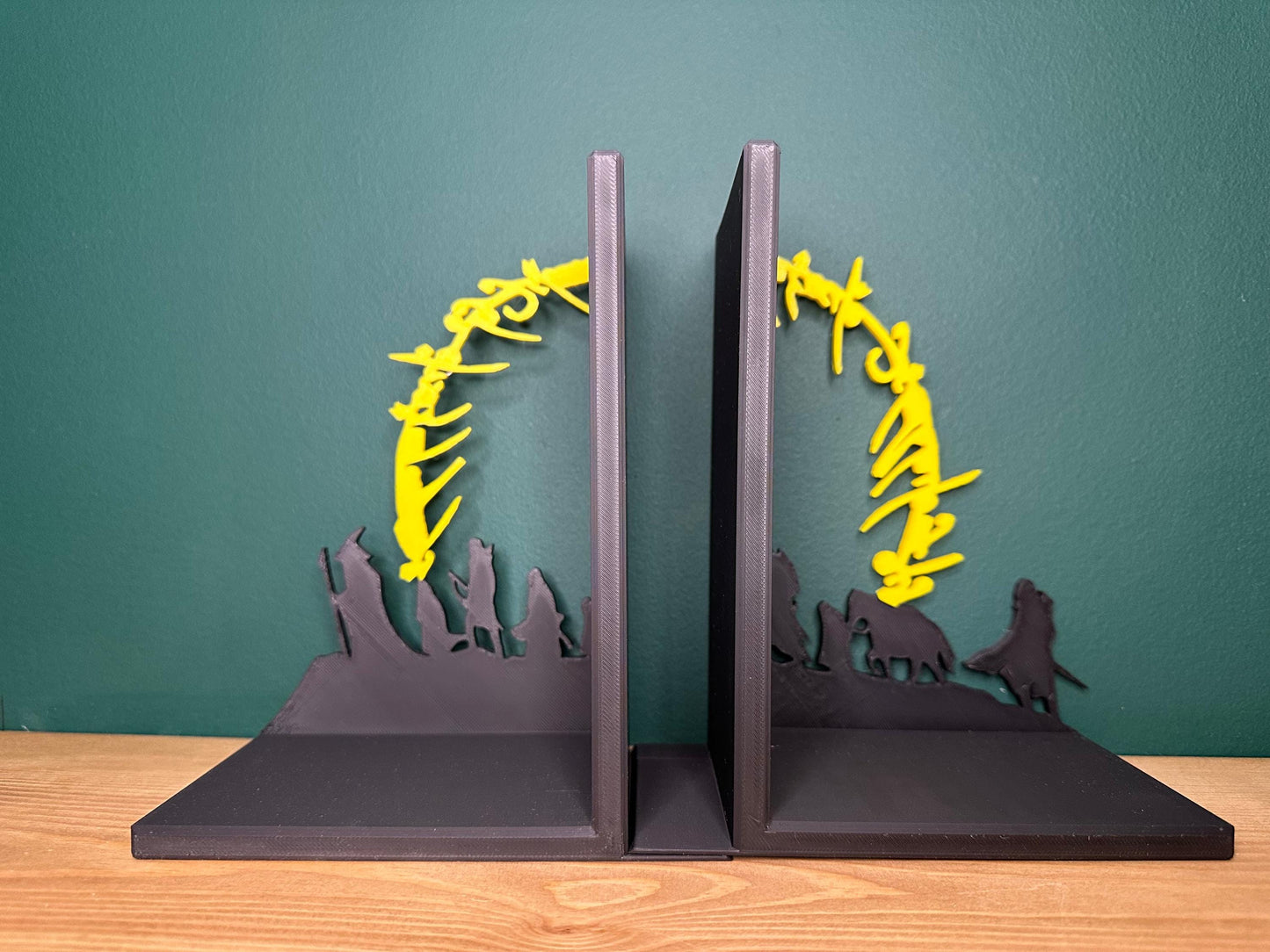 The lord of the Ring Fellowship Bookends